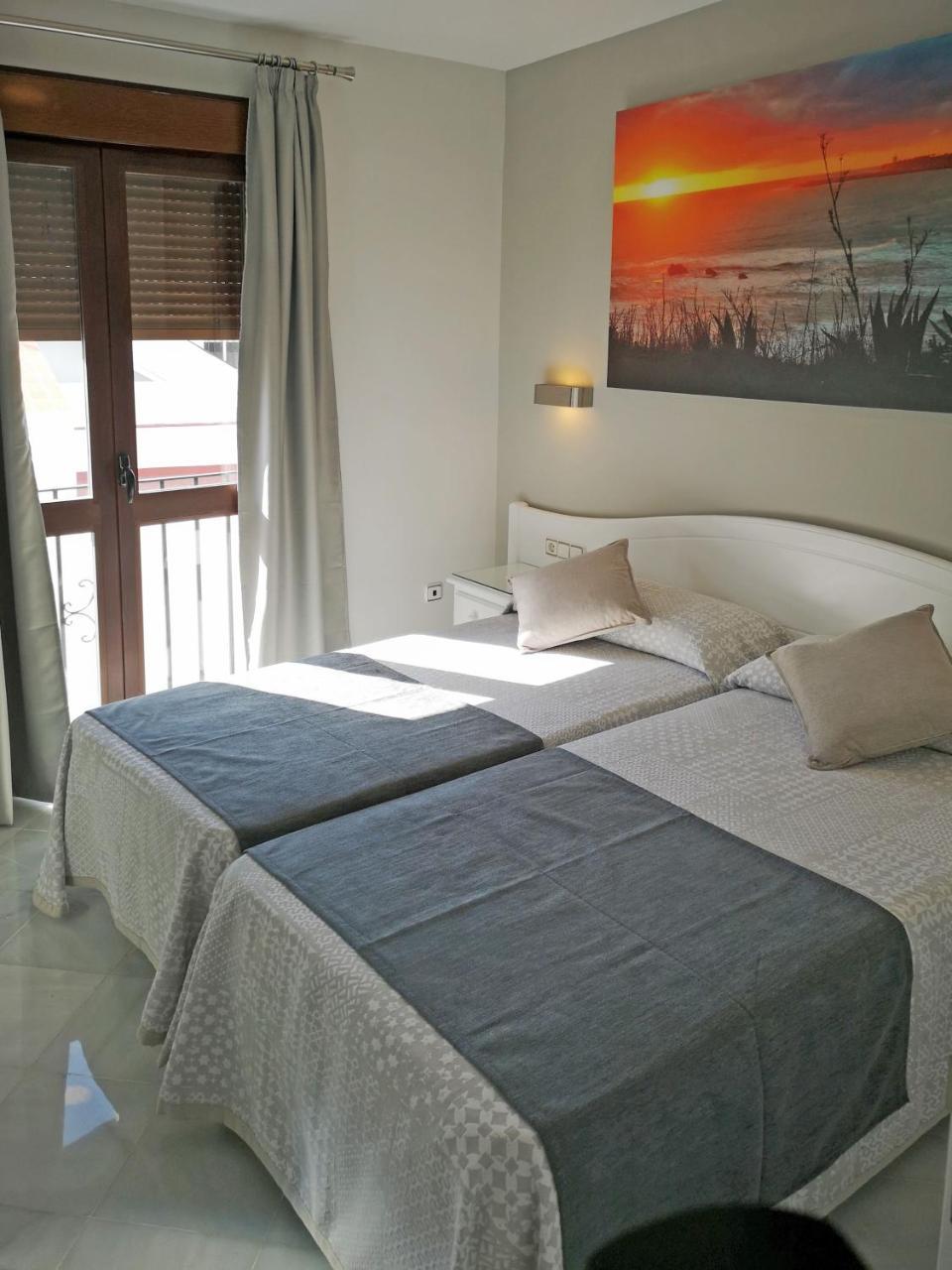 Hostal Bodega Conil De La Frontera Dış mekan fotoğraf