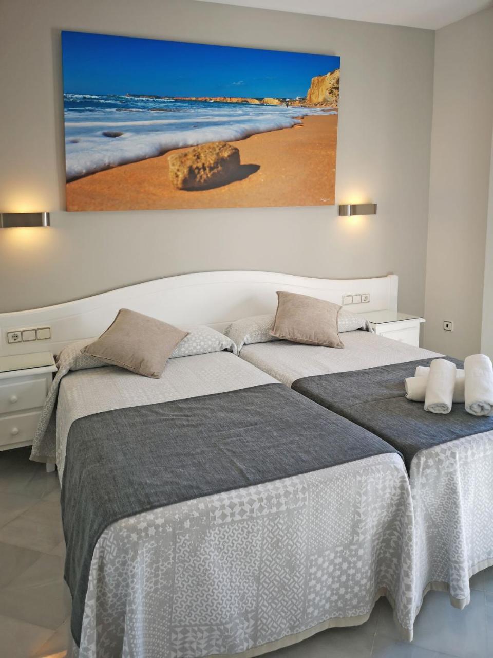 Hostal Bodega Conil De La Frontera Dış mekan fotoğraf
